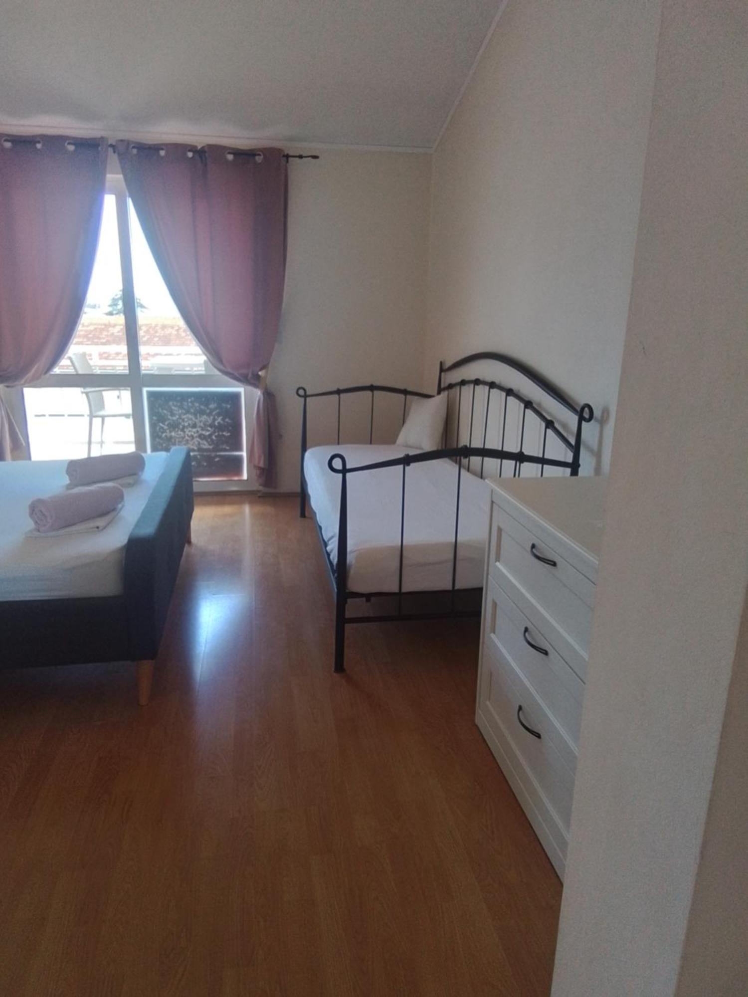 Apartmani Fani 2 Min Walking From Sea Orebić Exterior foto