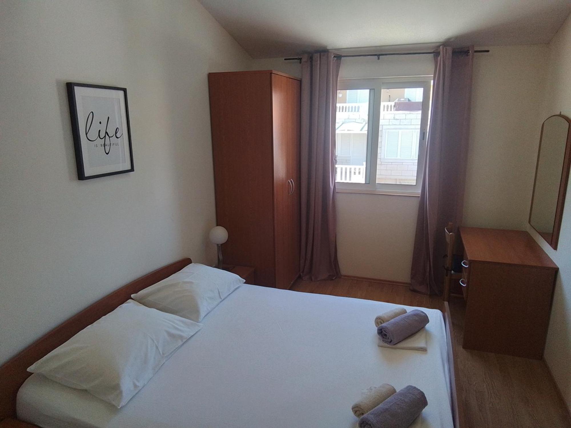 Apartmani Fani 2 Min Walking From Sea Orebić Exterior foto