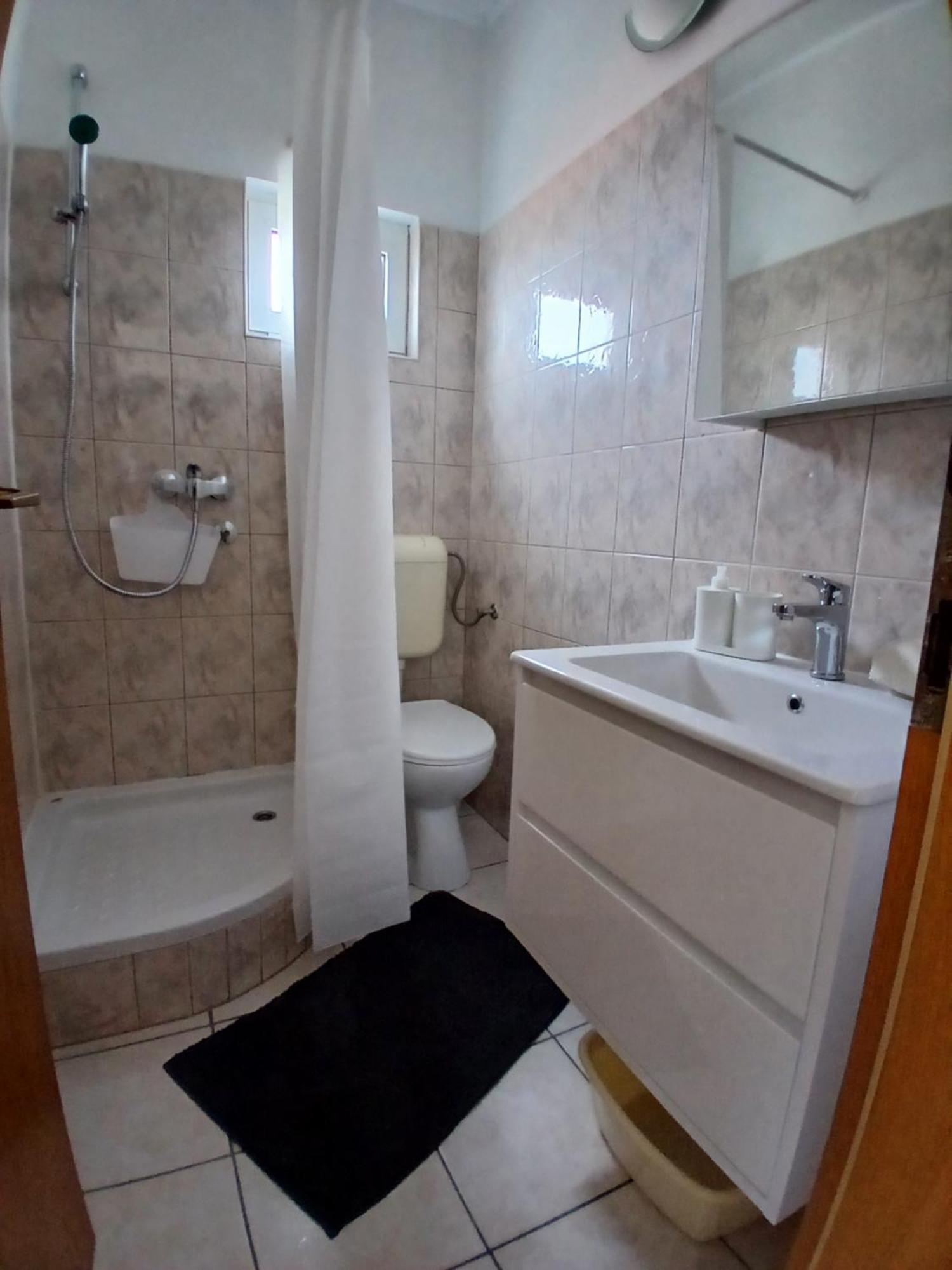 Apartmani Fani 2 Min Walking From Sea Orebić Exterior foto